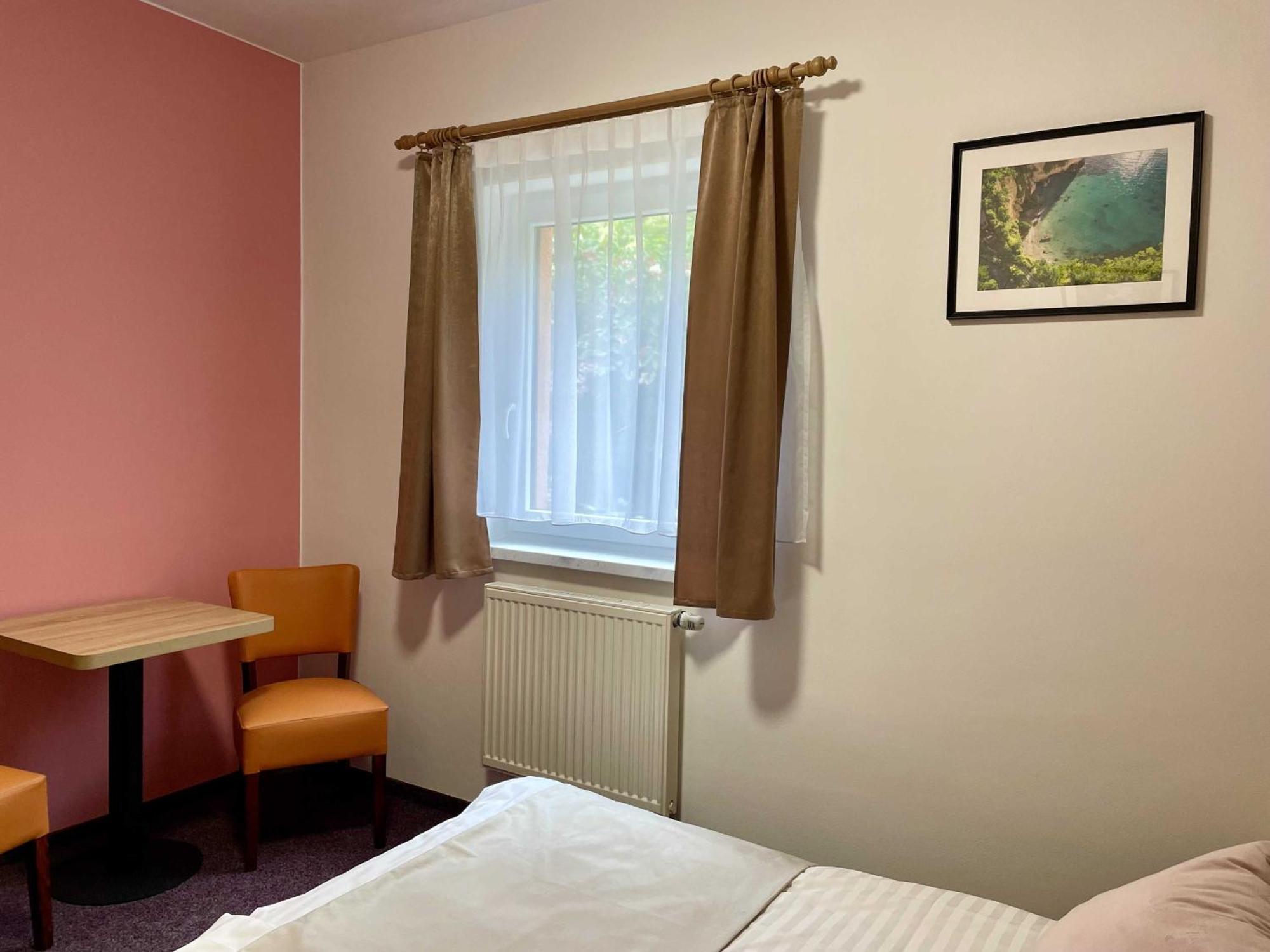 Penzion Moravska Oaza Valtice Zimmer foto