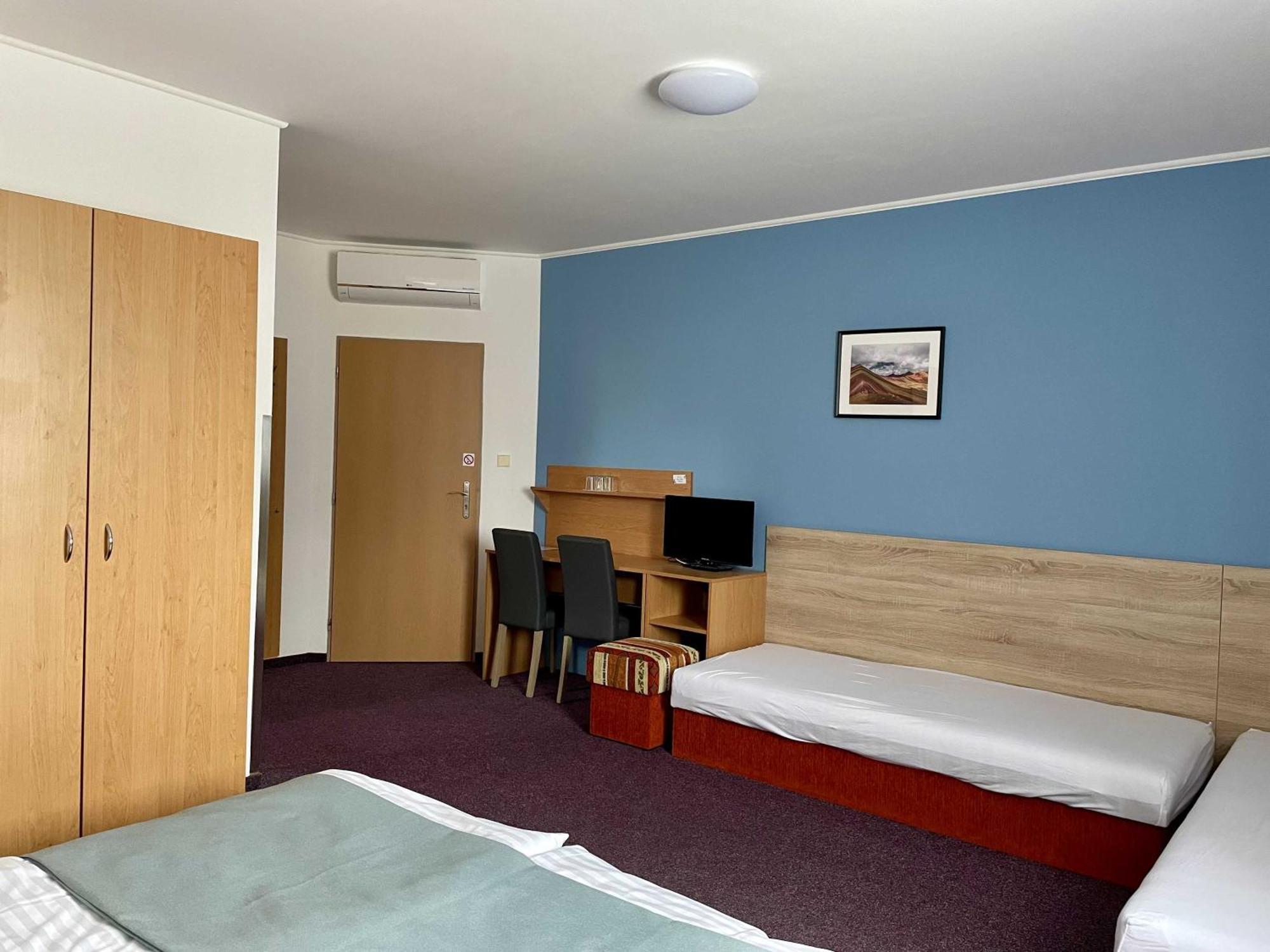 Penzion Moravska Oaza Valtice Zimmer foto